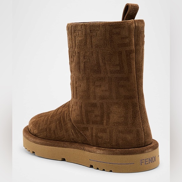 NWOB Fendi FF Logo Shearling-Lined Suede Ankle Boots in Tobacco - Picture 2 of 11